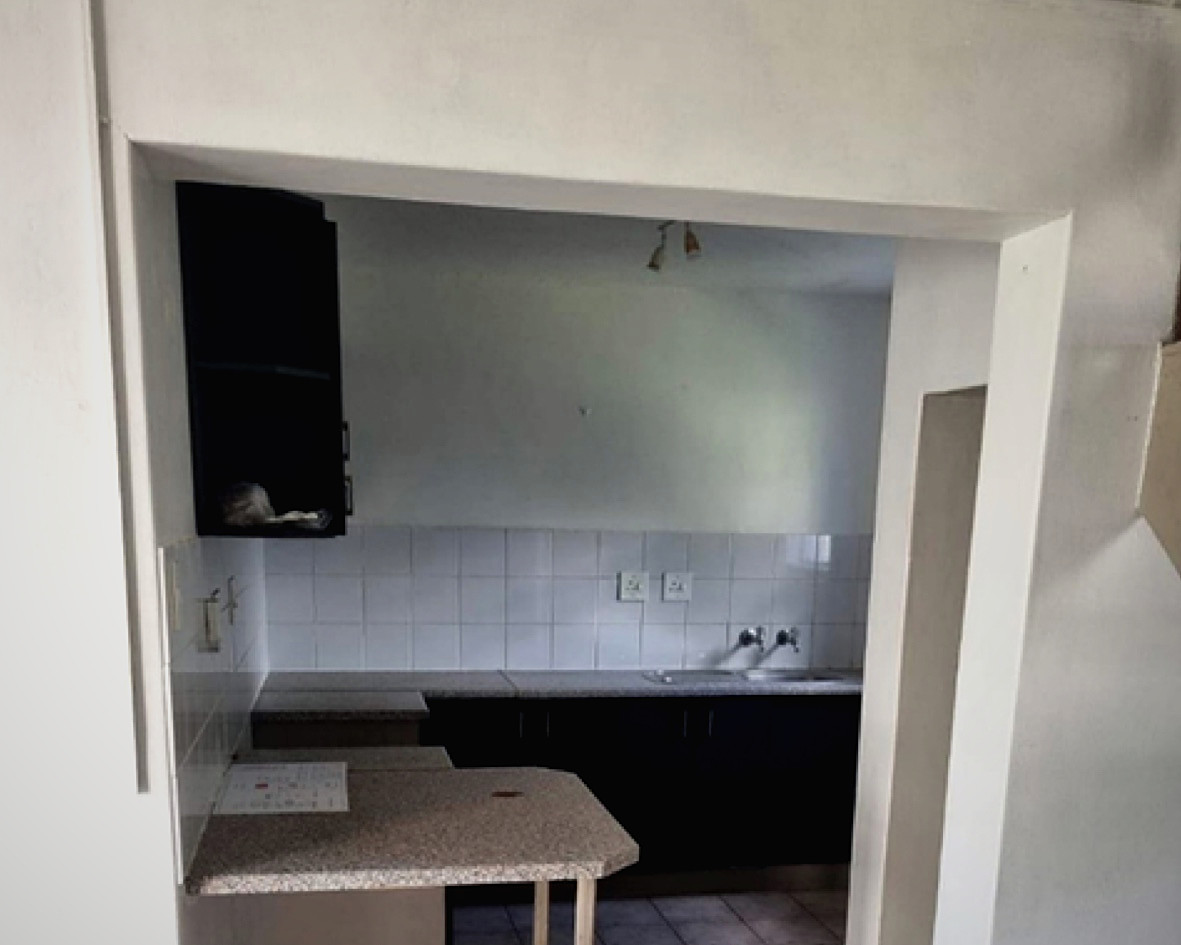 Kitchen before renovation